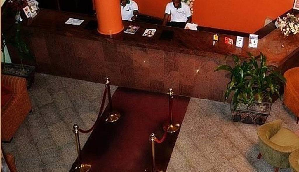Denis Hotel Abuja Mobushipe Exterior foto
