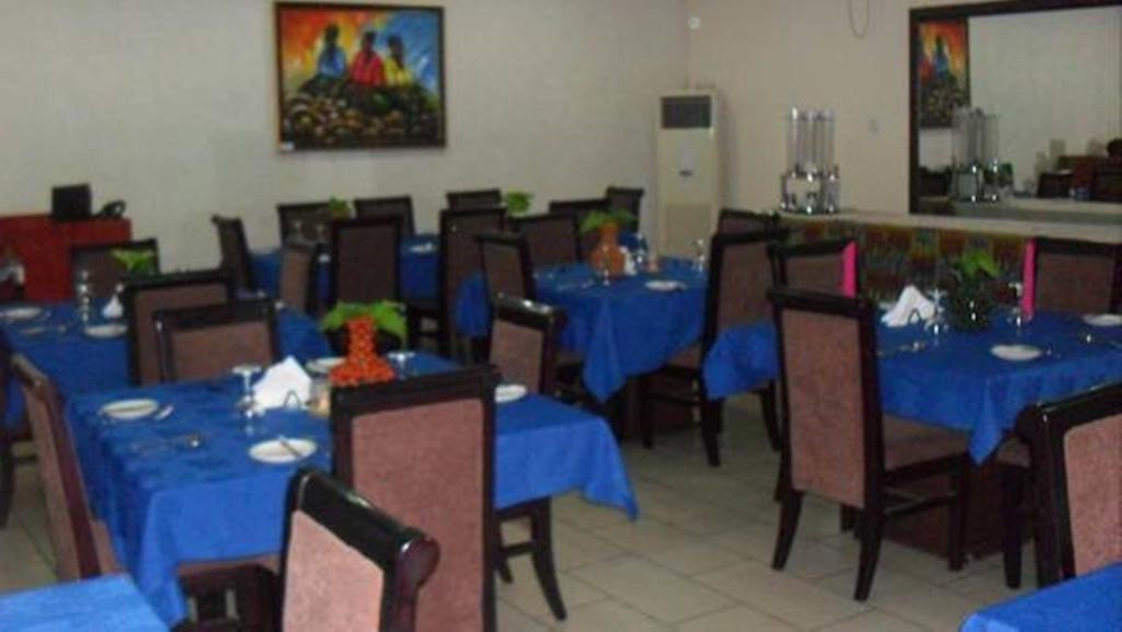 Denis Hotel Abuja Mobushipe Exterior foto